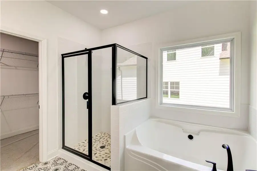 Furnished interior view inside a new home in , Villa Rica (Image 15).