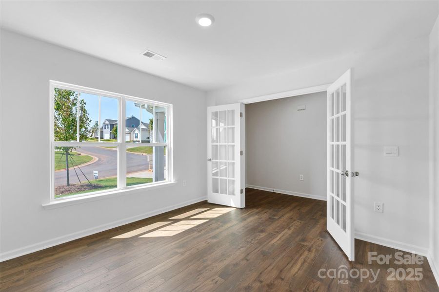 Photos are representative Photos are representative