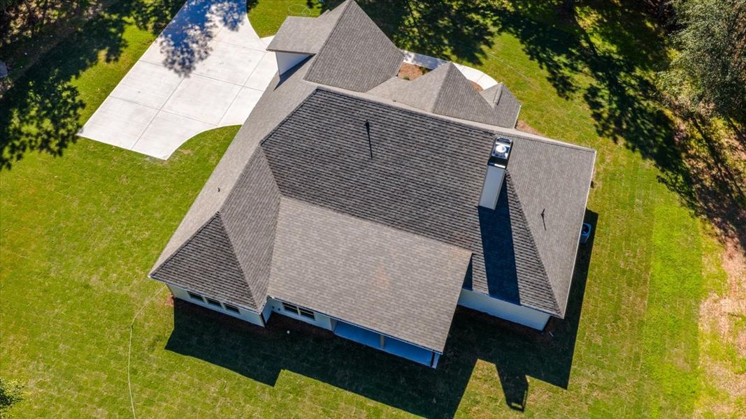 Image 48 of a home in White Oaks.