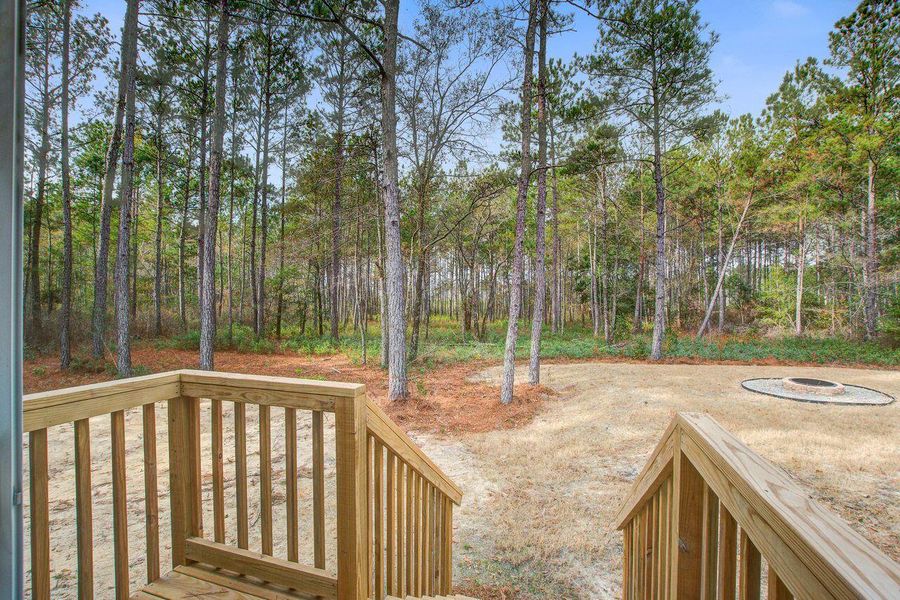 Exterior details and patio area of a home in , Walterboro (Image 20).