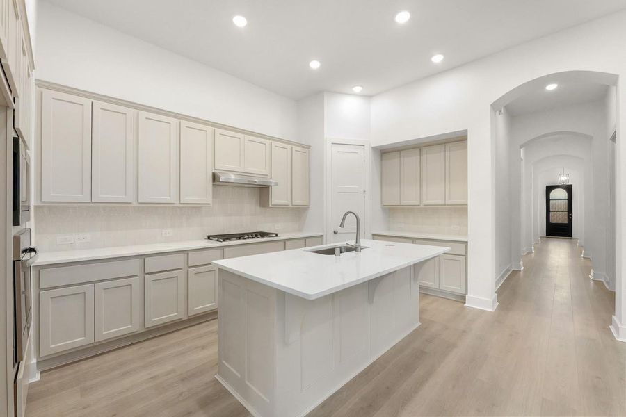 Furnished interior view inside a new home in Evergreen, Conroe (Image 11). Furnished interior view inside a new home in Evergreen, Conroe (Image 11).