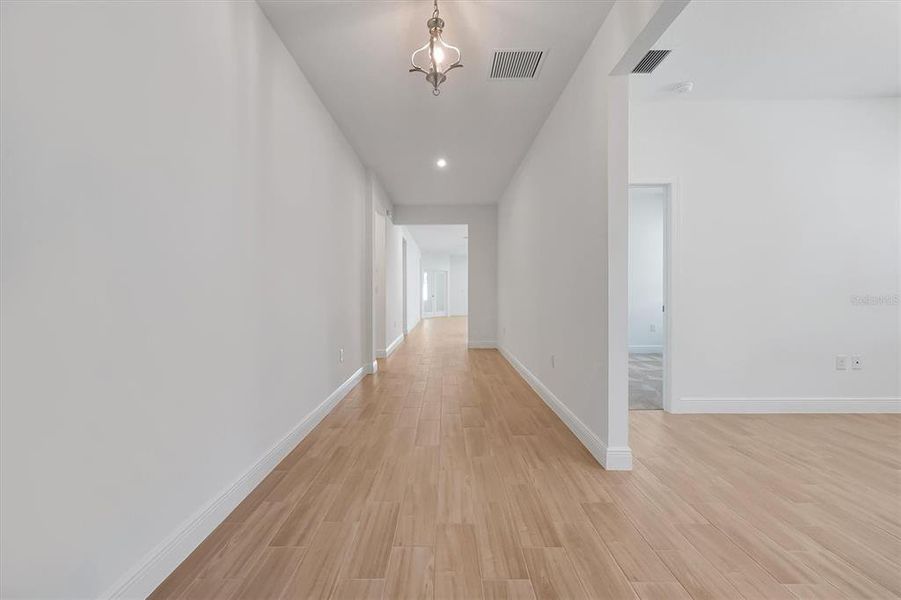 Spacious, unfurnished interior of a new home in Prairie Oaks, St. Cloud (Image 20).