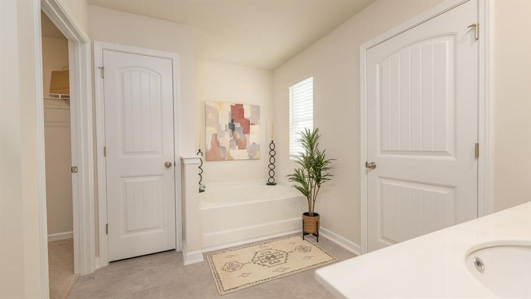 Furnished interior view inside a new home in Rosewood Farms, Acworth (Image 21). Furnished interior view inside a new home in Rosewood Farms, Acworth (Image 21).