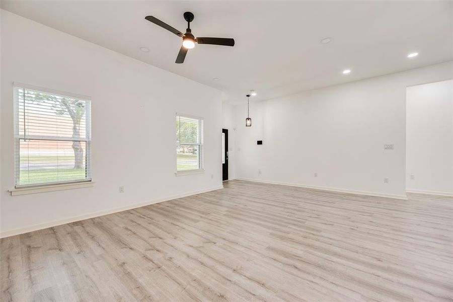 Spacious, unfurnished interior of a new home in , Fort Worth (Image 12).