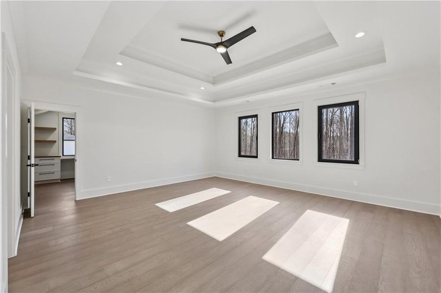 Spacious, unfurnished interior of a new home in , Auburn (Image 23).