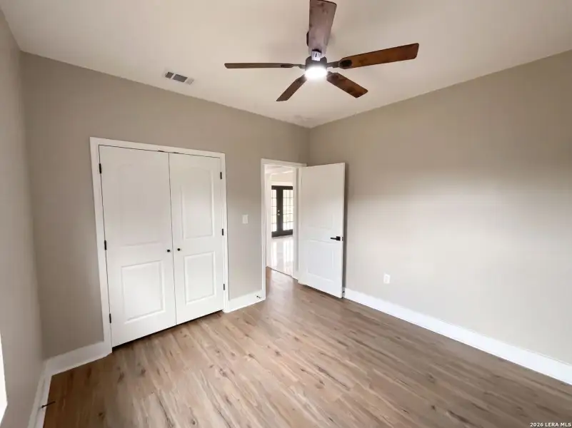 Spacious, unfurnished interior of a new home in , Lytle (Image 11).