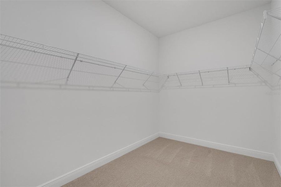 Spacious, unfurnished interior of a new home in Reserve at Hammock Oaks, Lady Lake (Image 33). Spacious, unfurnished interior of a new home in Reserve at Hammock Oaks, Lady Lake (Image 33).