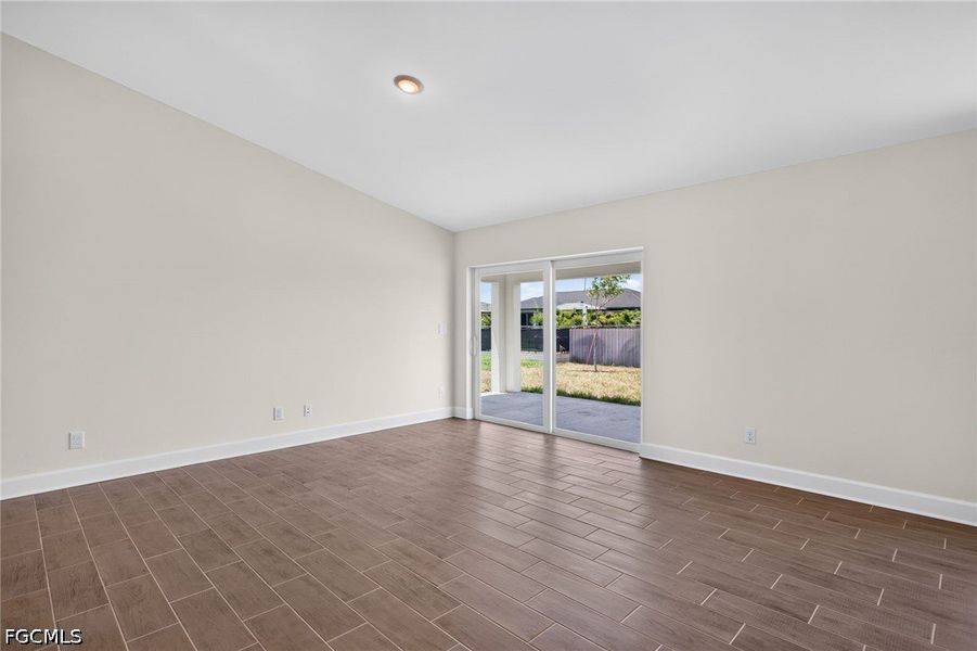 Spacious, unfurnished interior of a new home in Cape Coral, Cape Coral (Image 21). Spacious, unfurnished interior of a new home in Cape Coral, Cape Coral (Image 21).