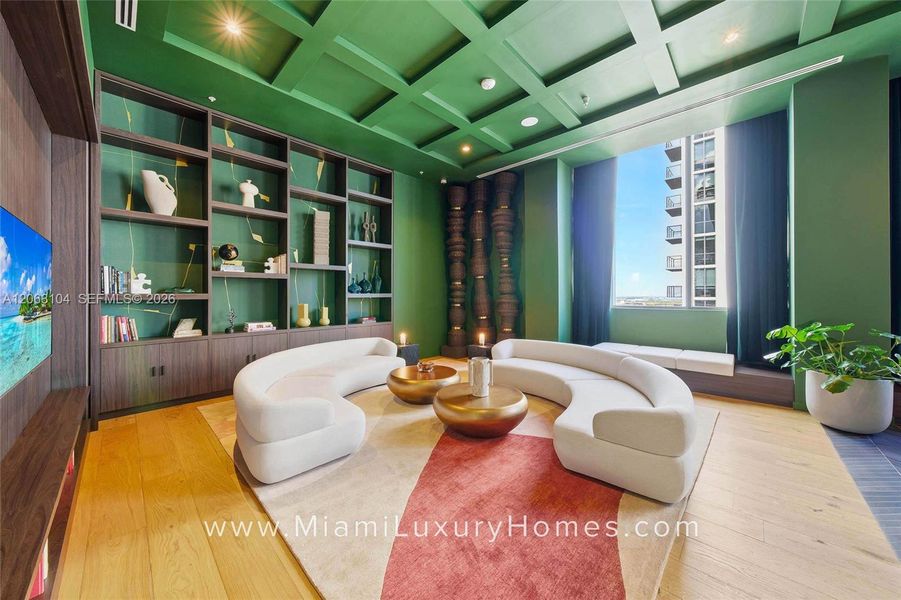 Image 53 of a home in .