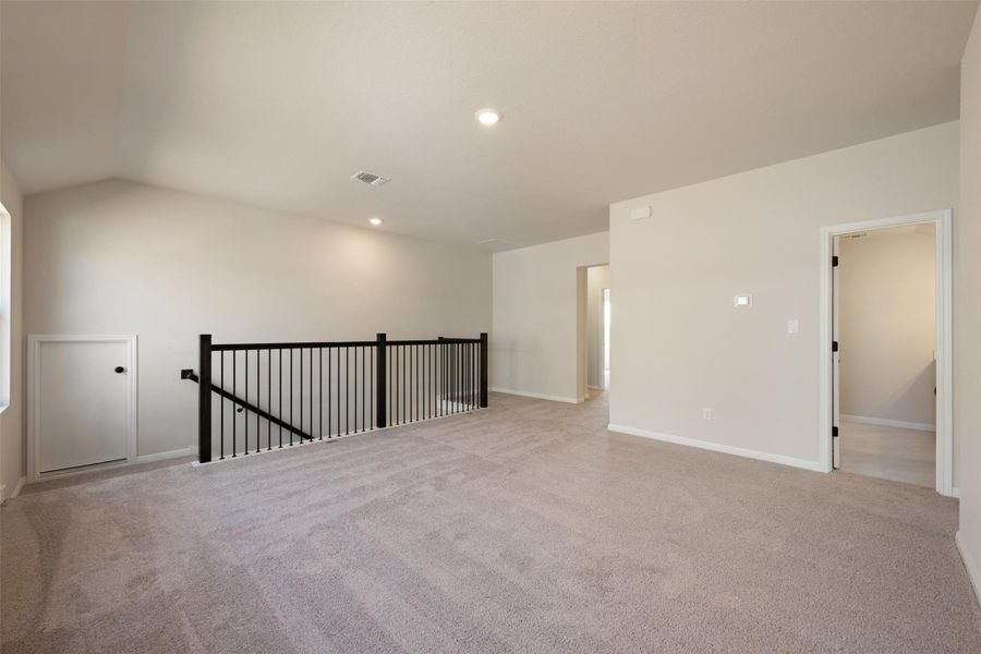 Spacious, unfurnished interior of a new home in Berry Creek Highlands, Georgetown (Image 29). Spacious, unfurnished interior of a new home in Berry Creek Highlands, Georgetown (Image 29).