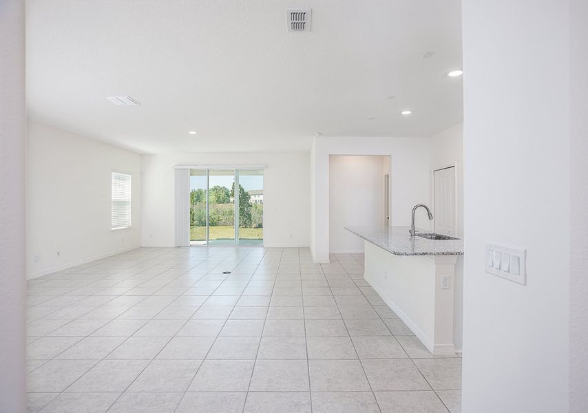 Spacious, unfurnished interior of a new home in Port Charlotte, Port Charlotte (Image 14). Spacious, unfurnished interior of a new home in Port Charlotte, Port Charlotte (Image 14).