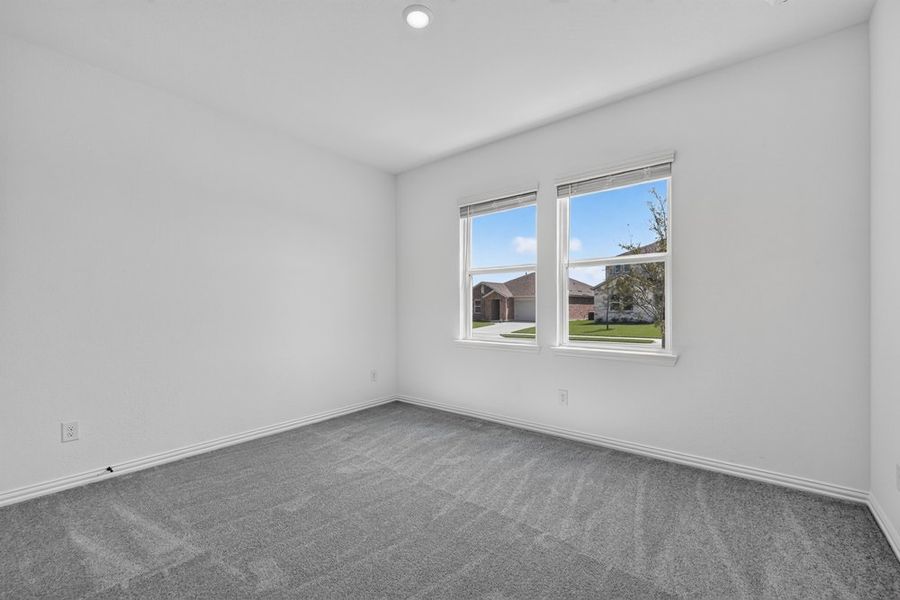 Spacious, unfurnished interior of a new home in Parks at Foster Crossing, Anna (Image 20). Spacious, unfurnished interior of a new home in Parks at Foster Crossing, Anna (Image 20).