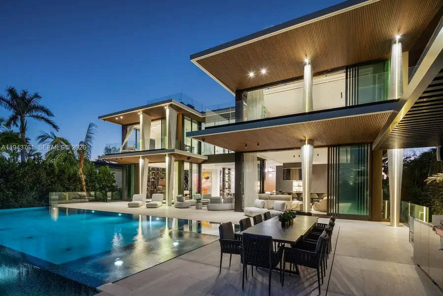 Exterior details and patio area of a home in , Miami Beach (Image 26).