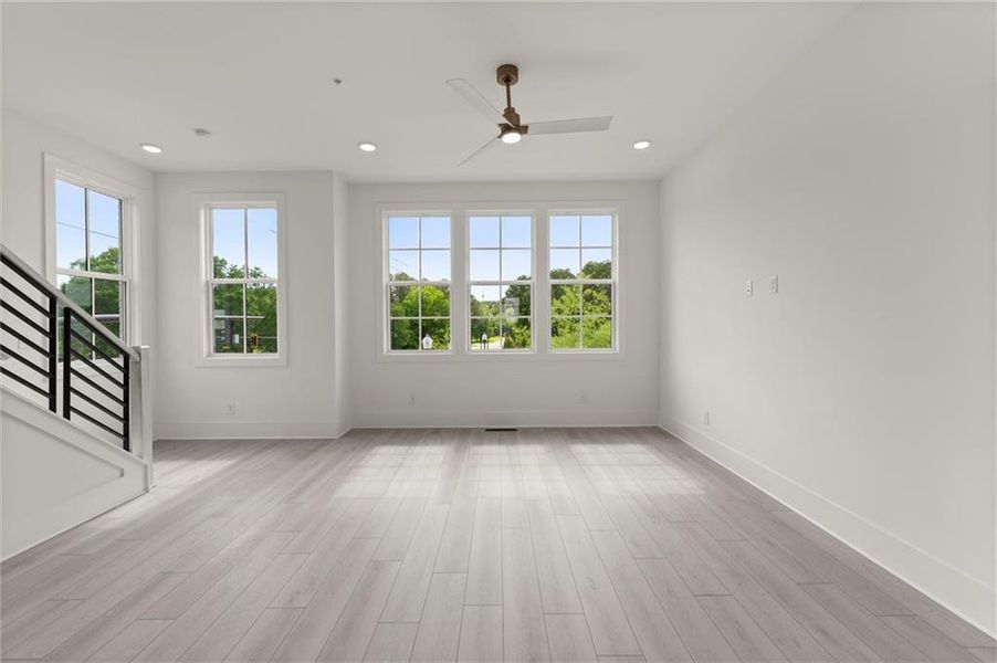 Spacious, unfurnished interior of a new home in , Alpharetta (Image 21).