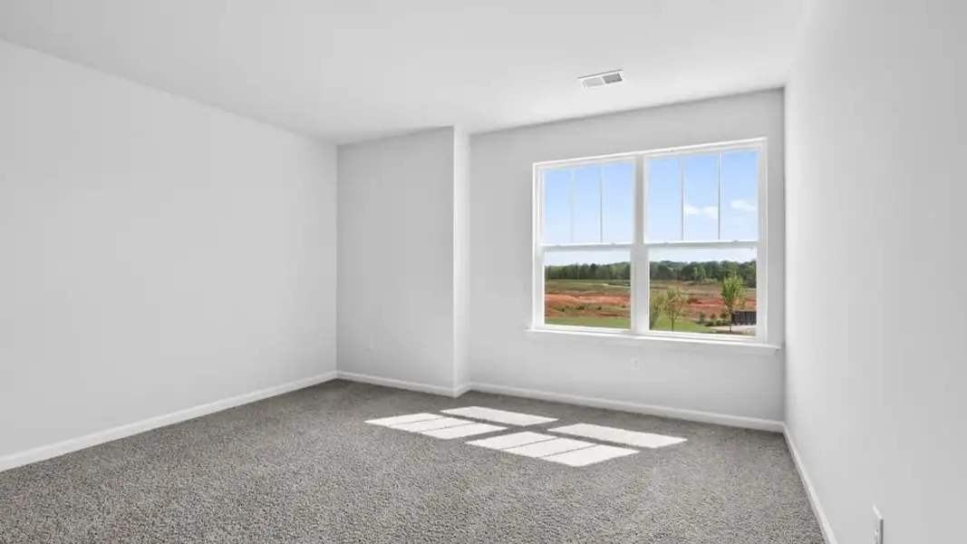 Spacious, unfurnished interior of a new home in Russell Place, Spartanburg (Image 31).
