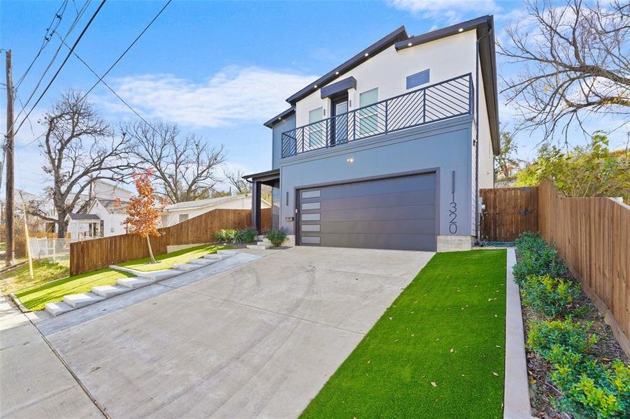 Image 38 of a home in .