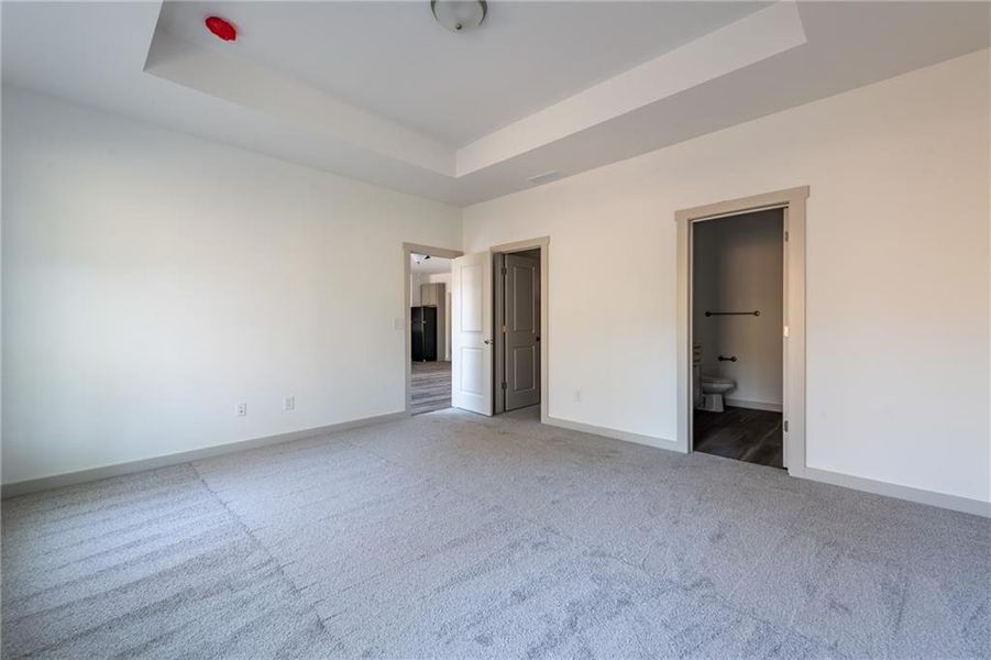Spacious, unfurnished interior of a new home in , Lawrenceville (Image 13).