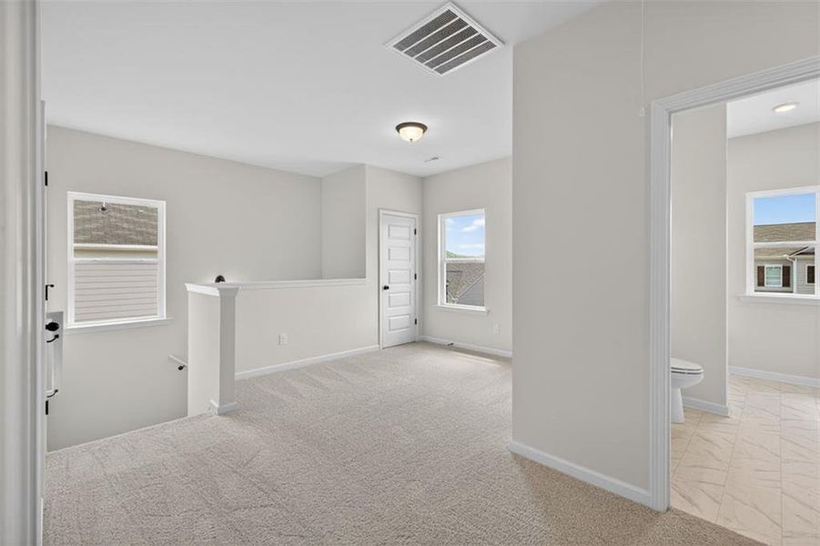 Spacious, unfurnished interior of a new home in Varnell Preserve, Dalton (Image 18).