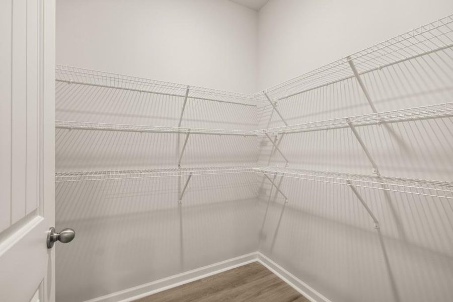 Spacious, unfurnished interior of a new home in Pointe Park, Union City (Image 9).