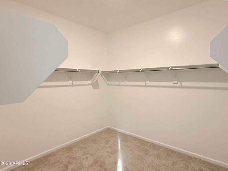 012 Walk In Closet