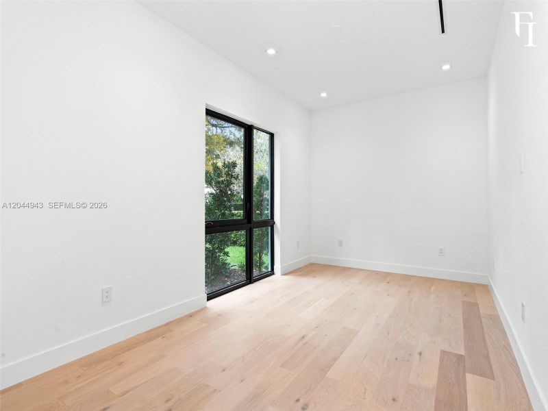 Spacious, unfurnished interior of a new home in , Coral Gables (Image 19). Spacious, unfurnished interior of a new home in , Coral Gables (Image 19).