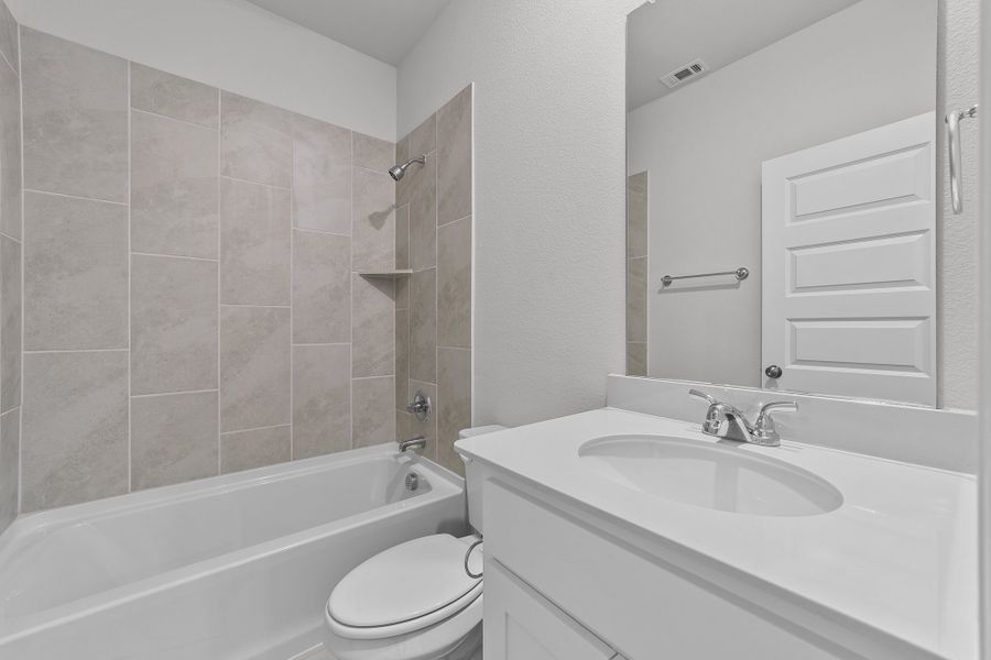 Representative furnished interior of a home built from the Lancaster by Cambridge Homes in Tinsley Meadows, Van Alstyne (Image 6). Representative furnished interior of a home built from the Lancaster by Cambridge Homes in Tinsley Meadows, Van Alstyne (Image 6).