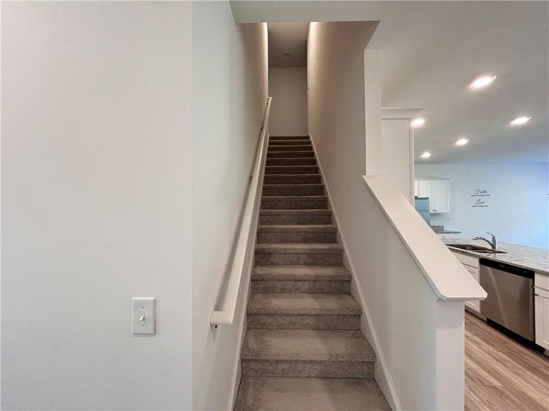 Spacious, unfurnished interior of a new home in , Suwanee (Image 43).