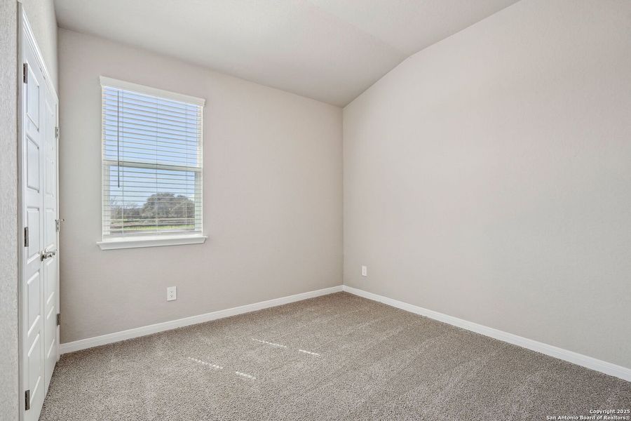 Spacious, unfurnished interior of a new home in Carmel Ranch, Schertz (Image 42).