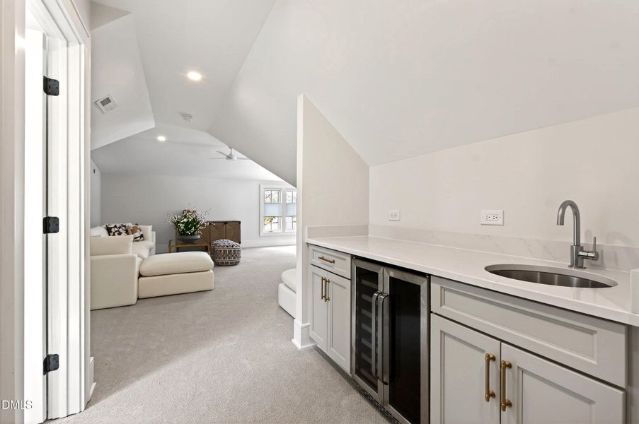 Carson (77) Carson (77)