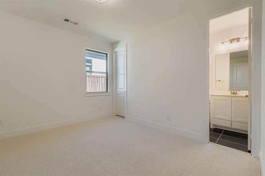 Spacious, unfurnished interior of a new home in Reunion 70s, Rhome (Image 17). Spacious, unfurnished interior of a new home in Reunion 70s, Rhome (Image 17).