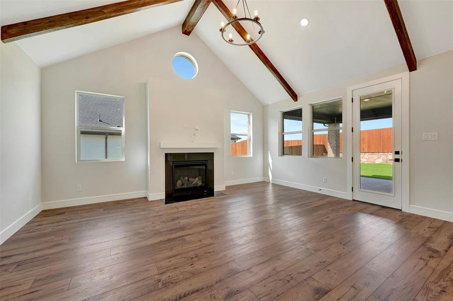 Spacious, unfurnished interior of a new home in Elevon, Lavon (Image 15).