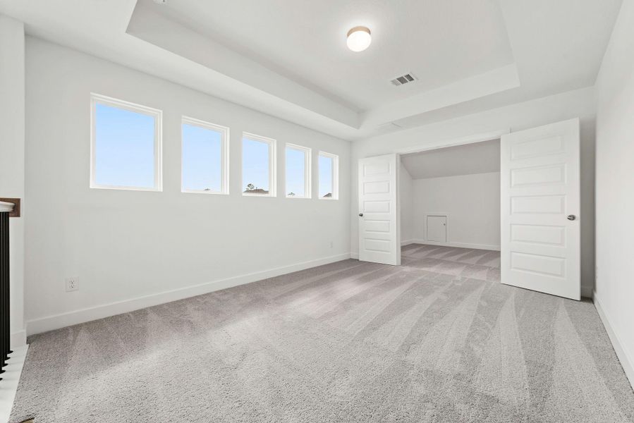 Representative image. Features, specifications, selections and colors may vary. Representative image. Features, specifications, selections and colors may vary.