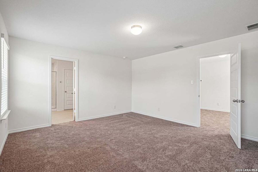 Spacious, unfurnished interior of a new home in Medina Crossing, Von Ormy (Image 13).