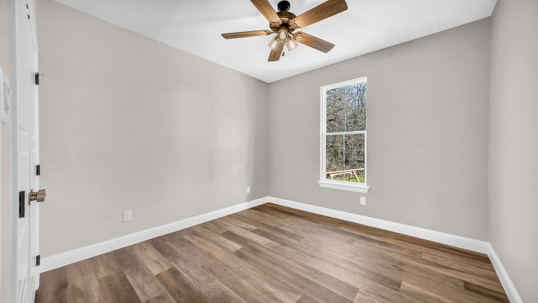 Representative unfurnished interior of a home built from the Clementine by Zeal Home Builders in Saddle Crest Estates, Weatherford (Image 64).