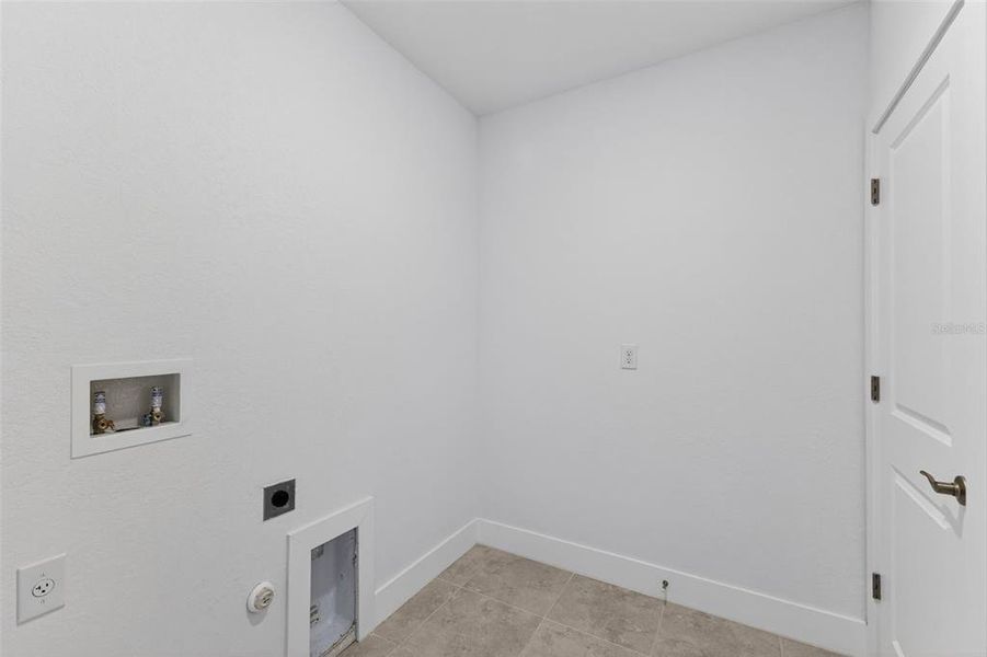 Spacious, unfurnished interior of a new home in , Port Charlotte (Image 30). Spacious, unfurnished interior of a new home in , Port Charlotte (Image 30).