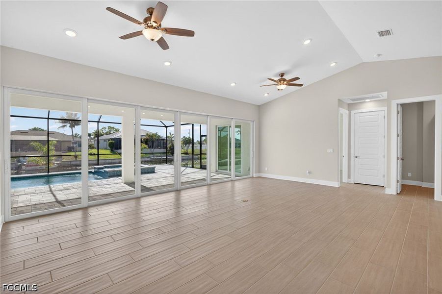 Spacious, unfurnished interior of a new home in Cape Coral, Cape Coral (Image 27). Spacious, unfurnished interior of a new home in Cape Coral, Cape Coral (Image 27).