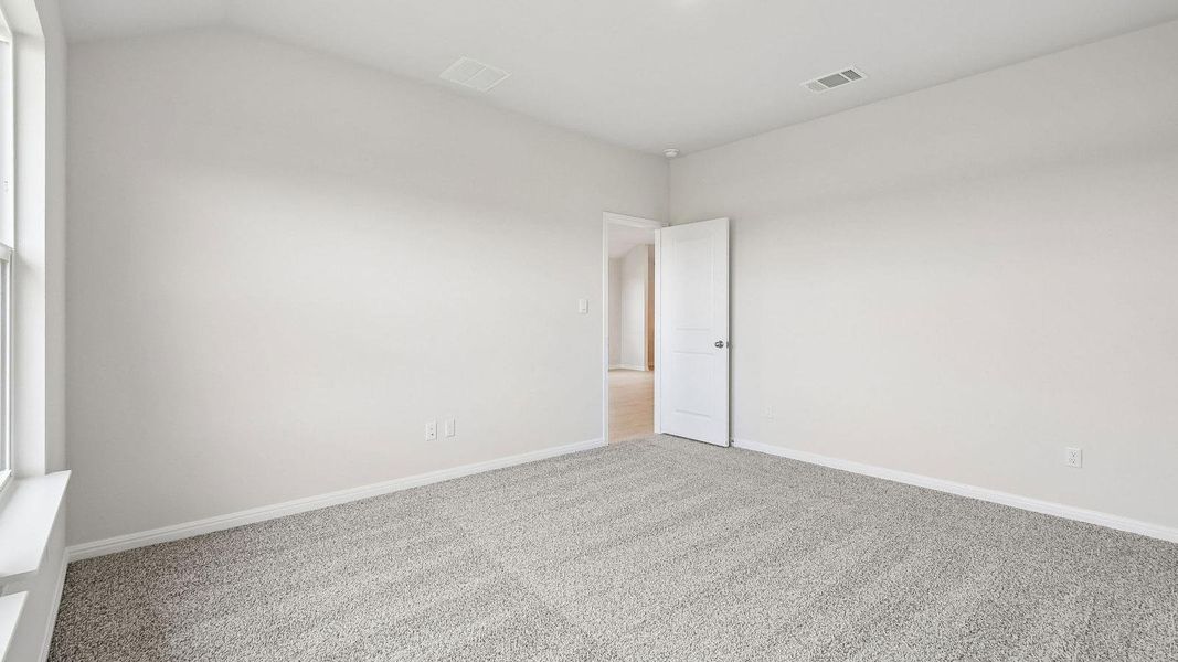 Spacious, unfurnished interior of a new home in Thunder Rock, Marble Falls (Image 16). Spacious, unfurnished interior of a new home in Thunder Rock, Marble Falls (Image 16).