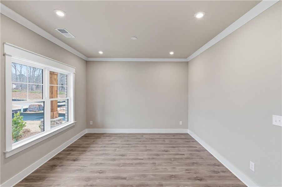 Spacious, unfurnished interior of a new home in Springside Reserve, Powder Springs (Image 24).