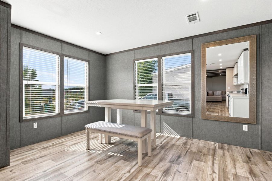 Furnished interior view inside a new home in , Conroe (Image 9).