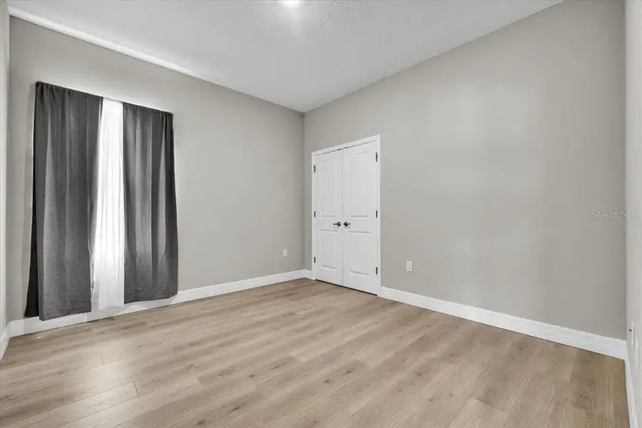 Spacious, unfurnished interior of a new home in , Punta Gorda (Image 25).