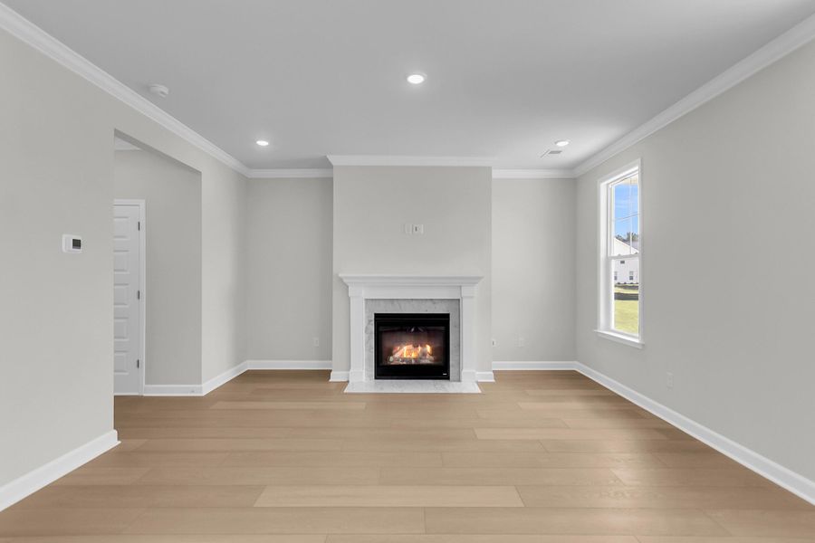 Spacious, unfurnished interior of a new home in , Summerville (Image 18).