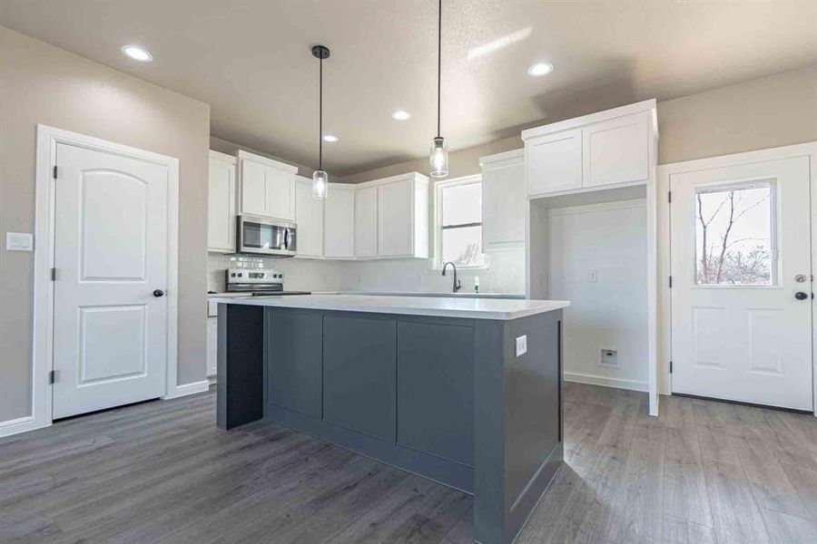 Furnished interior view inside a new home in , Granbury (Image 14). Furnished interior view inside a new home in , Granbury (Image 14).