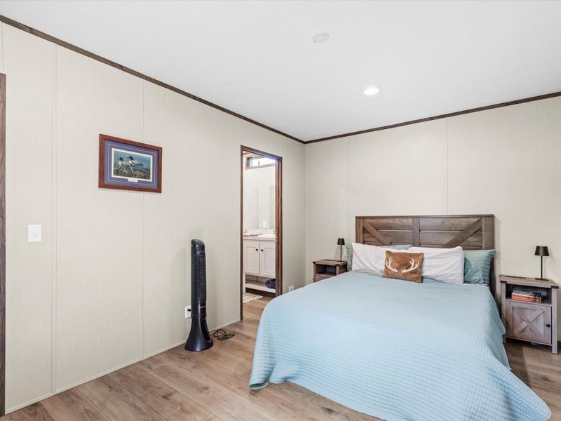 Furnished interior view inside a new home in , La Vernia (Image 14).