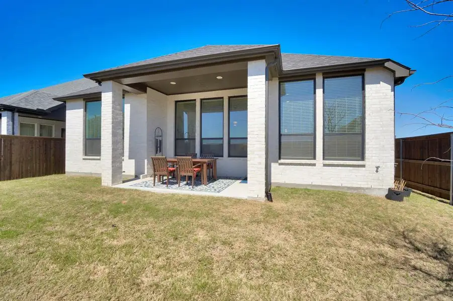 Exterior details and patio area of a home in , Midlothian (Image 4).
