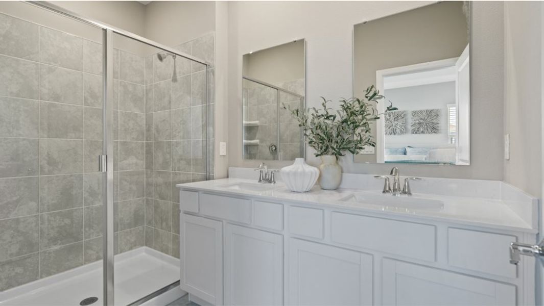 Telluride owner's suite bathroom