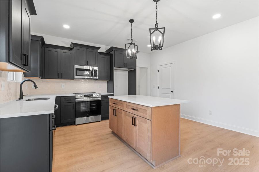 Furnished interior view inside a new home in , Harrisburg (Image 4).