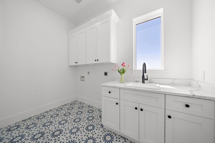 Main Laundry Upstairs. Main Laundry Upstairs.