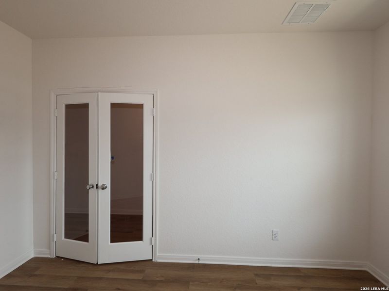 Spacious, unfurnished interior of a new home in Agave, San Antonio (Image 23).