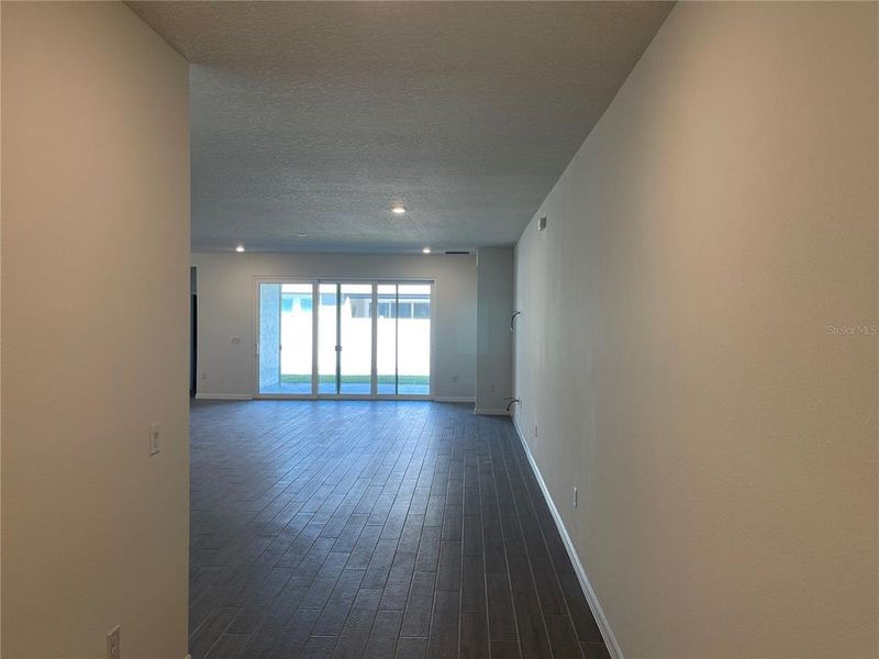 Spacious, unfurnished interior of a new home in Angeline, Land O' Lakes (Image 18).