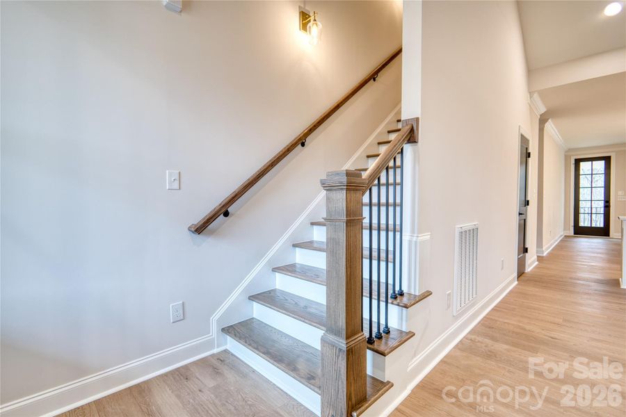 Spacious, unfurnished interior of a new home in , Catawba (Image 16).